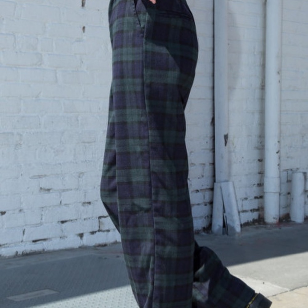 brandy Melville plaid pants ON HOLD